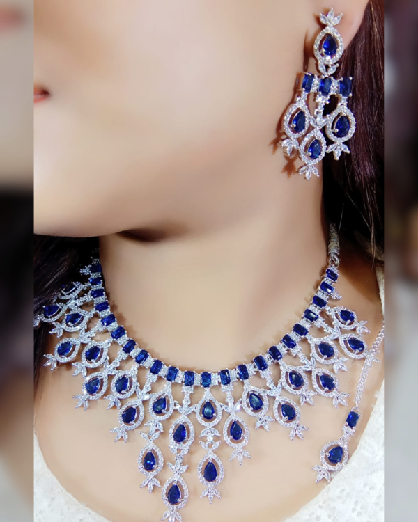 V Drop Style AD Chokar Set with Maang Tika Royal Blue